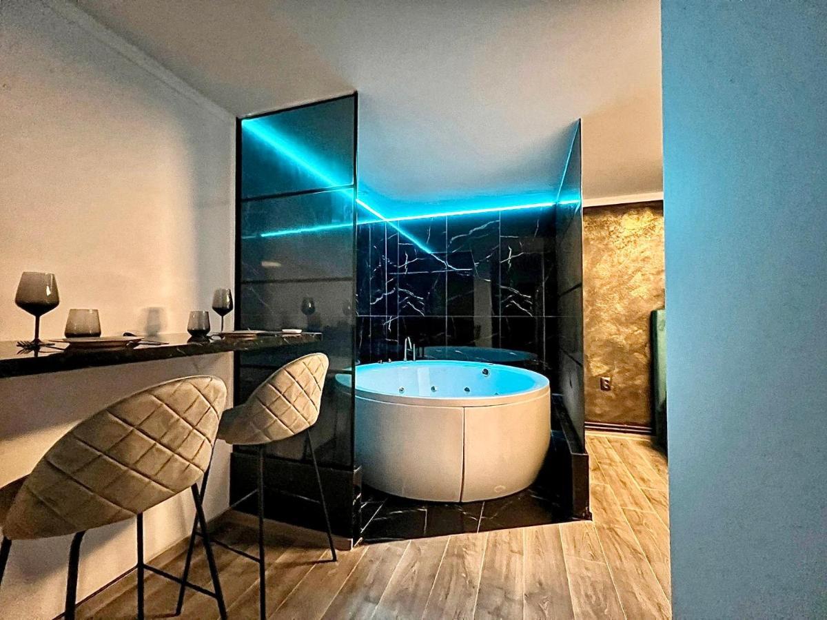Luxor - Jacuzzi&Cozy Apartments Sibiu Exteriér fotografie
