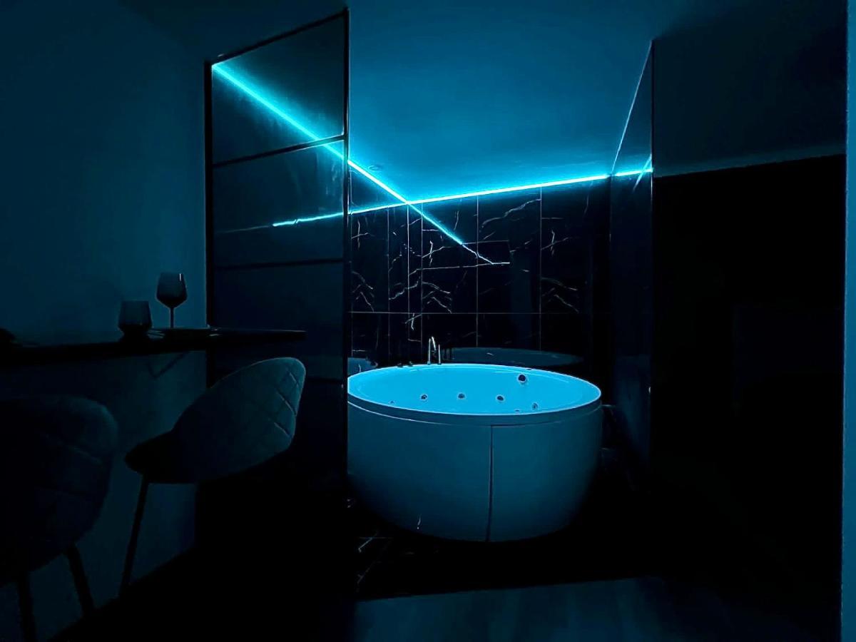 Luxor - Jacuzzi&Cozy Apartments Sibiu Exteriér fotografie