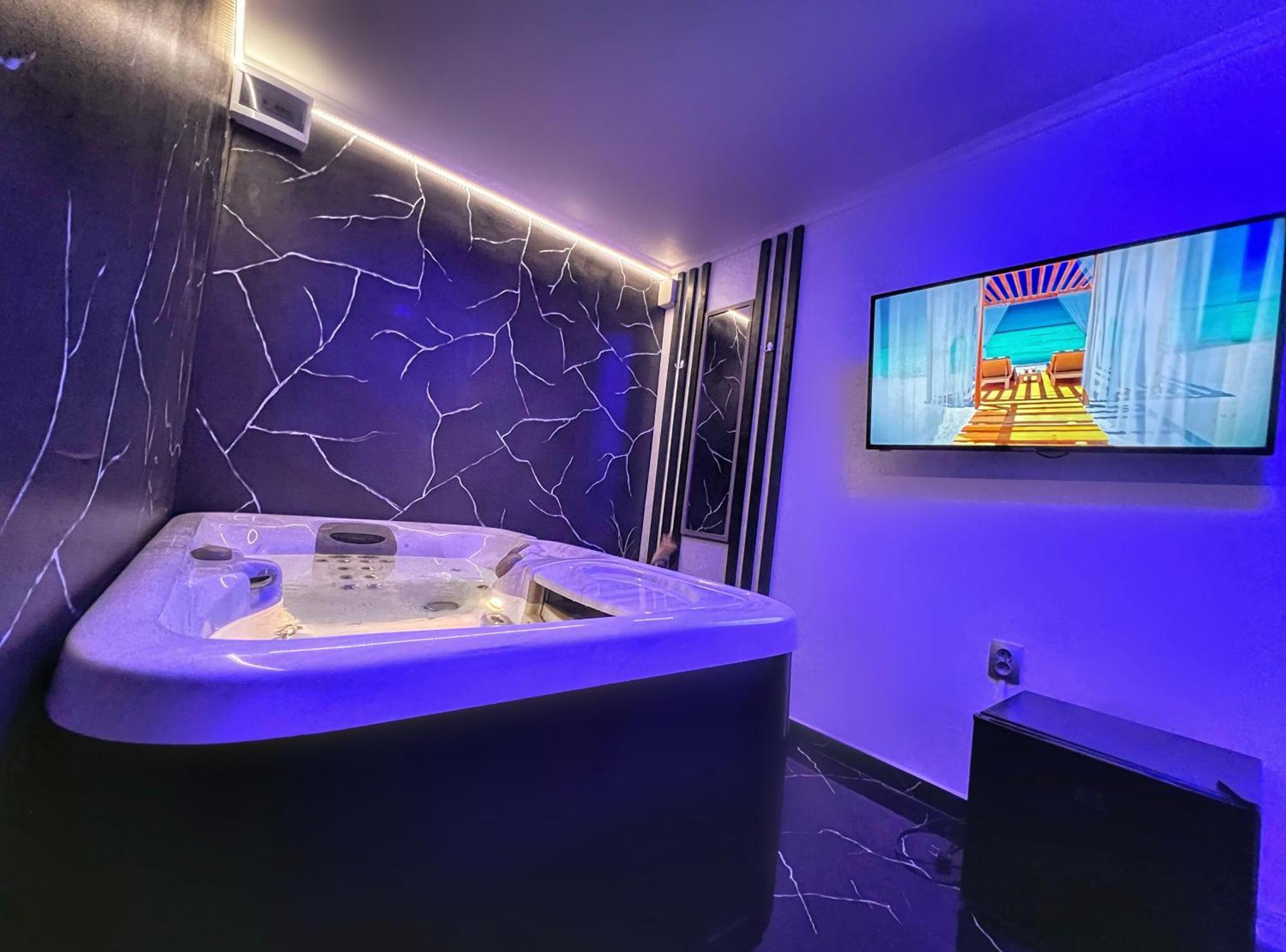 Luxor - Jacuzzi&Cozy Apartments Sibiu Exteriér fotografie