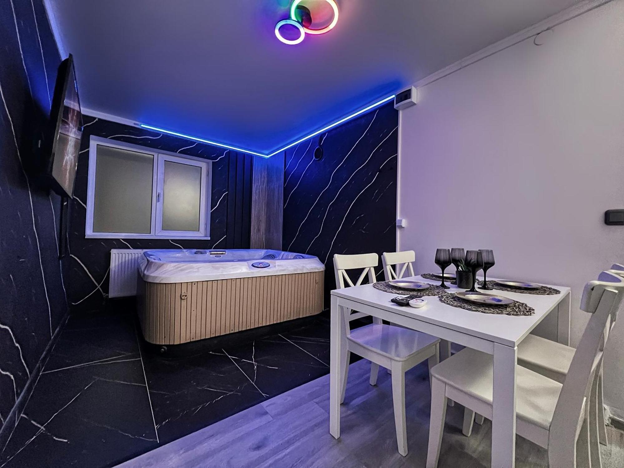 Luxor - Jacuzzi&Cozy Apartments Sibiu Exteriér fotografie