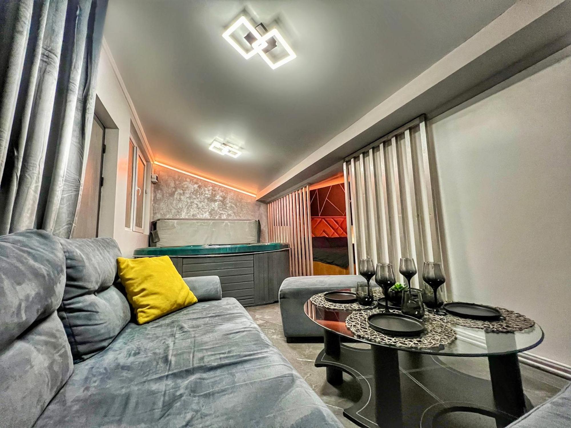 Luxor - Jacuzzi&Cozy Apartments Sibiu Exteriér fotografie