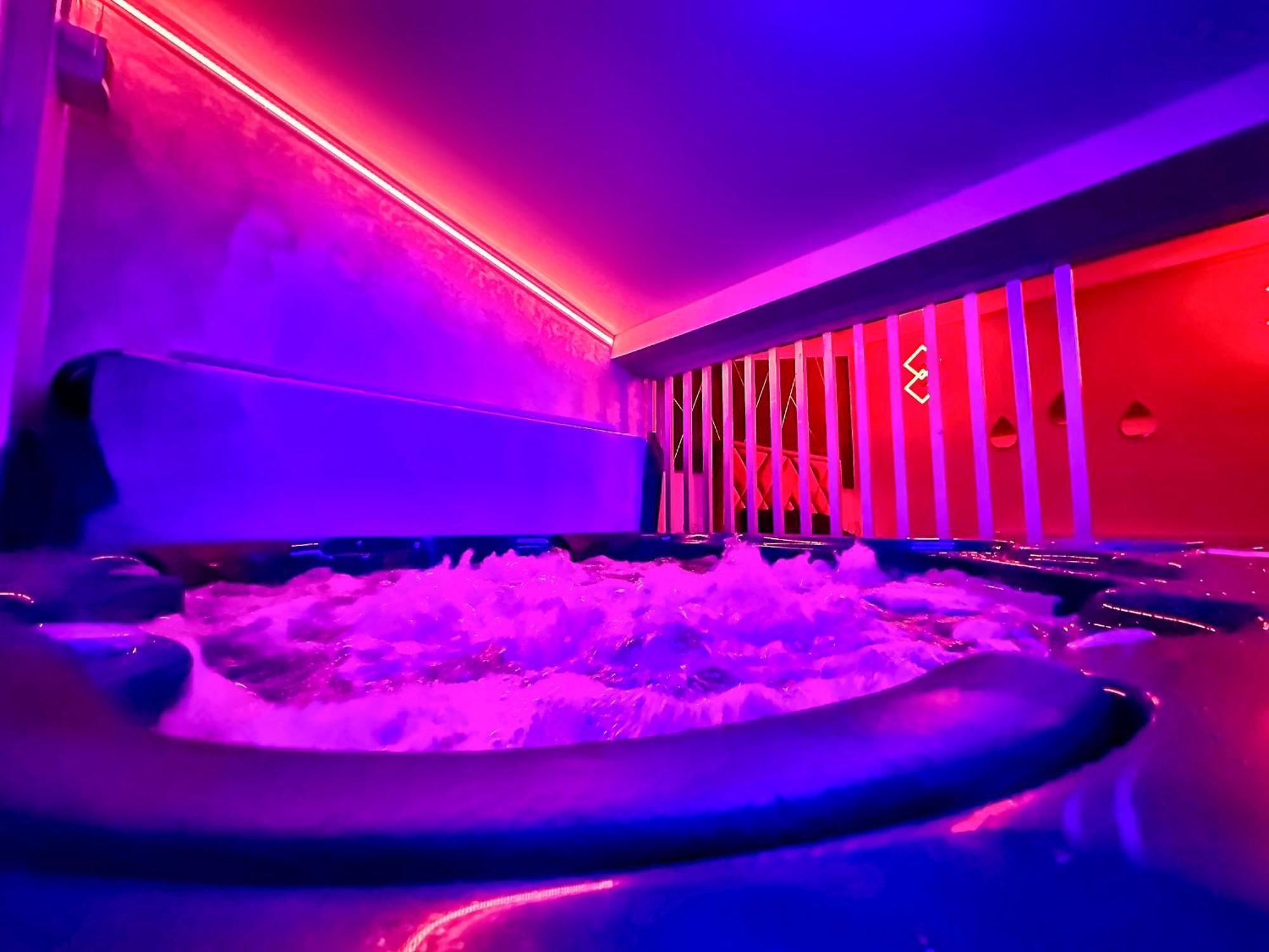 Luxor - Jacuzzi&Cozy Apartments Sibiu Exteriér fotografie